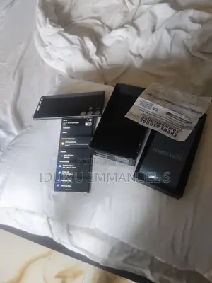 Samsung Galaxy S22 Ultra 128 GB Black