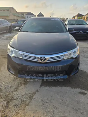 Toyota Camry 2012 Blue