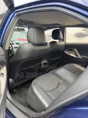 Toyota Camry SE 4dr Sedan (2.5L 4cyl 6AM) 2010 Blue