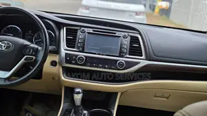 Toyota Highlander Limited V6 4x2 (3.5L 6cyl 6A) 2016 Black