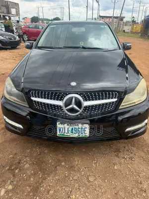 Mercedes-Benz C300 Luxury 4Matic Sedan AWD (3.0L 6cyl 7A) 2012 Black