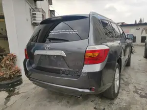 Toyota Highlander 2010 Gray