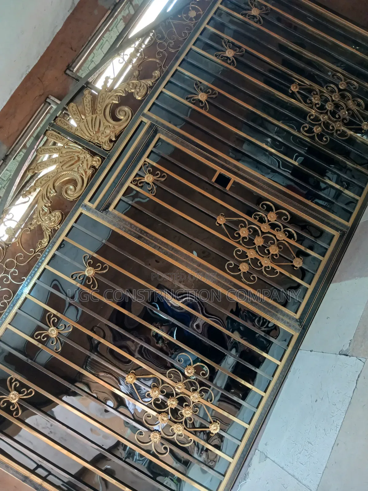 Stainless Black Gate