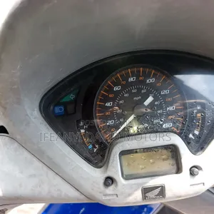 Honda 2005 Blue