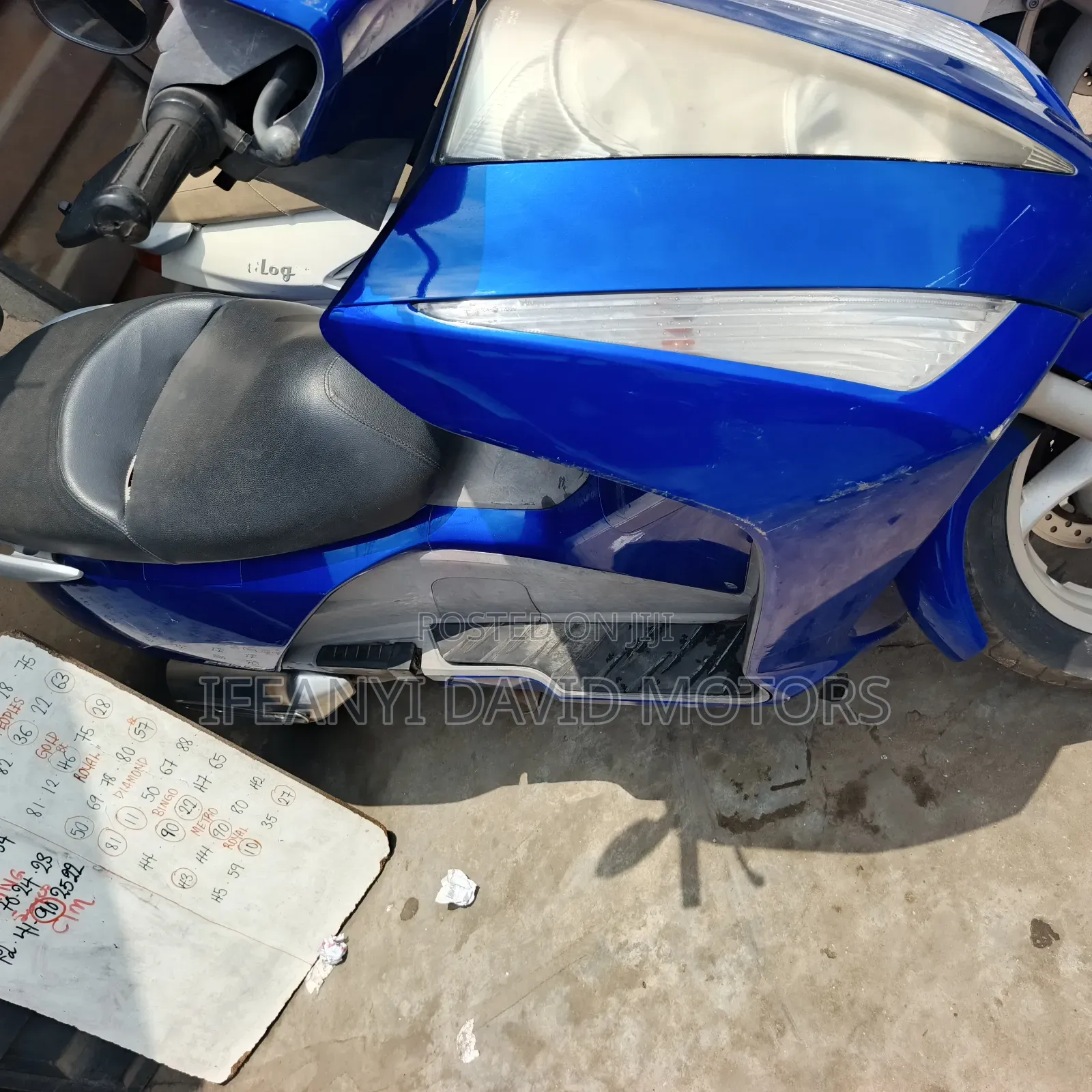 Honda 2005 Blue