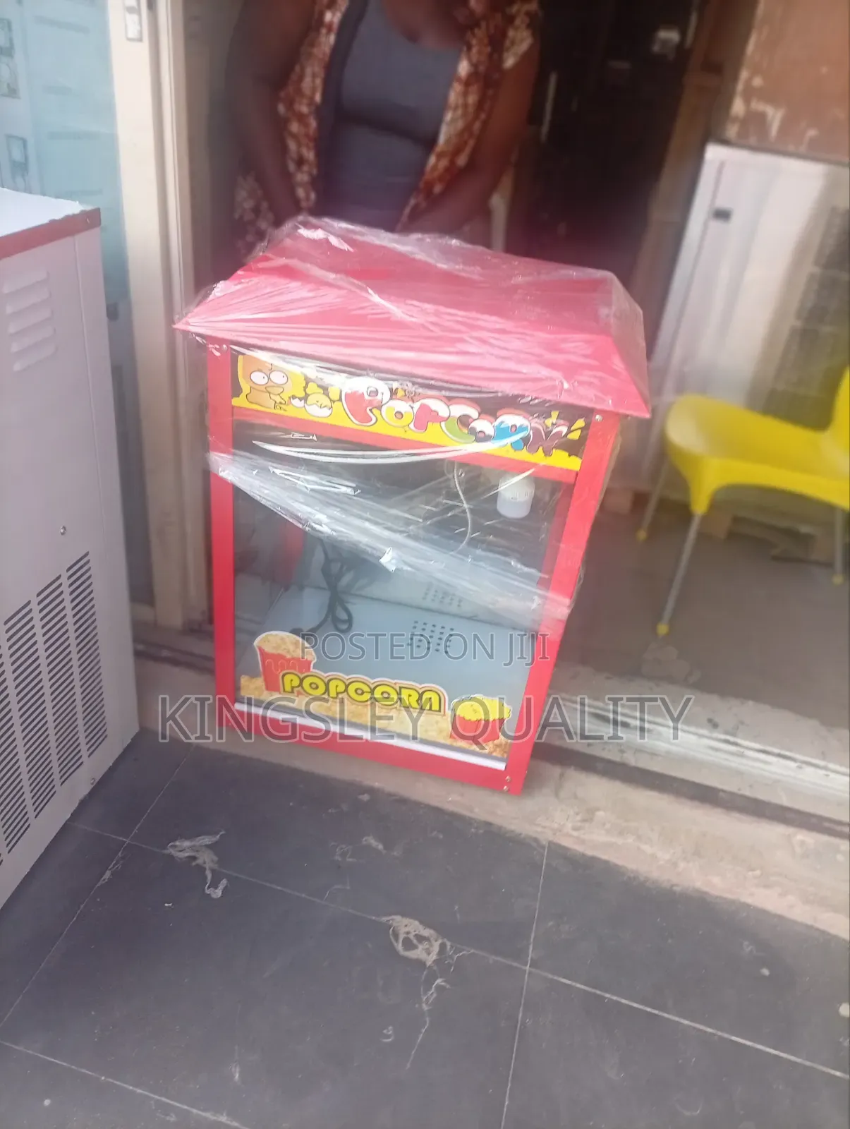 Pop Corn Machine