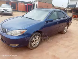 Toyota Camry LE 4dr Sedan (2.4L 4cyl 4A) 2004 Blue