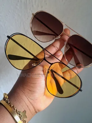 Modern Unisex Luxury Sunglass Black/Yellow, Gold/Brown, Uv Protection