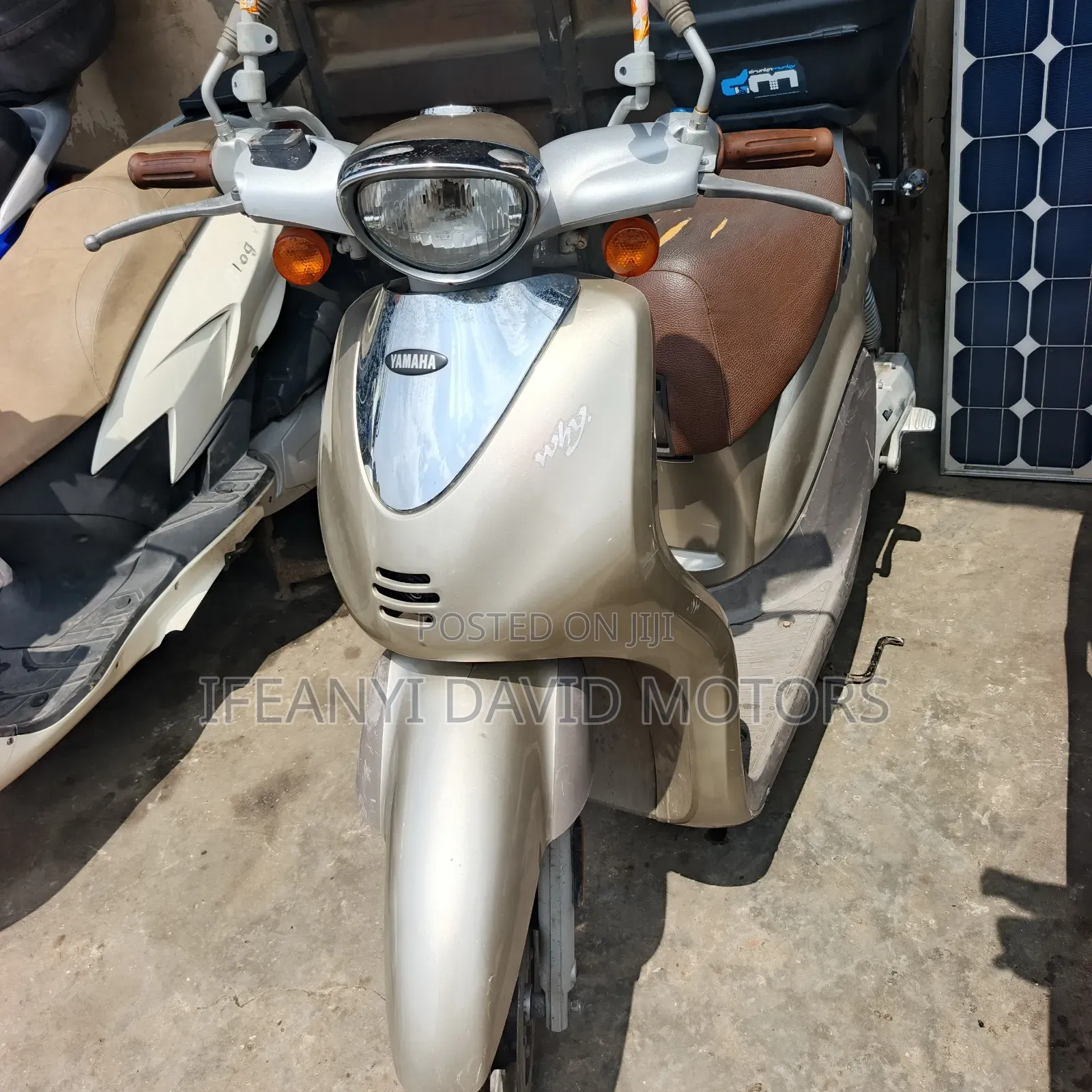 Yamaha 2010 White