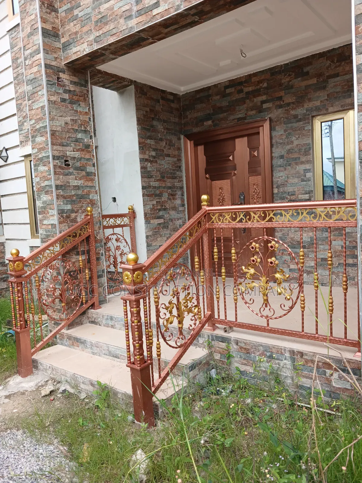 Wroght Design Rail