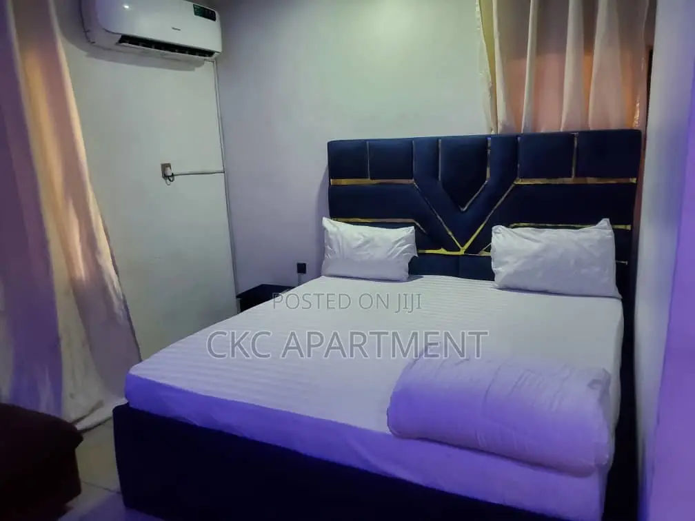 Service Apartment