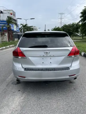 Toyota Venza 2012 Silver