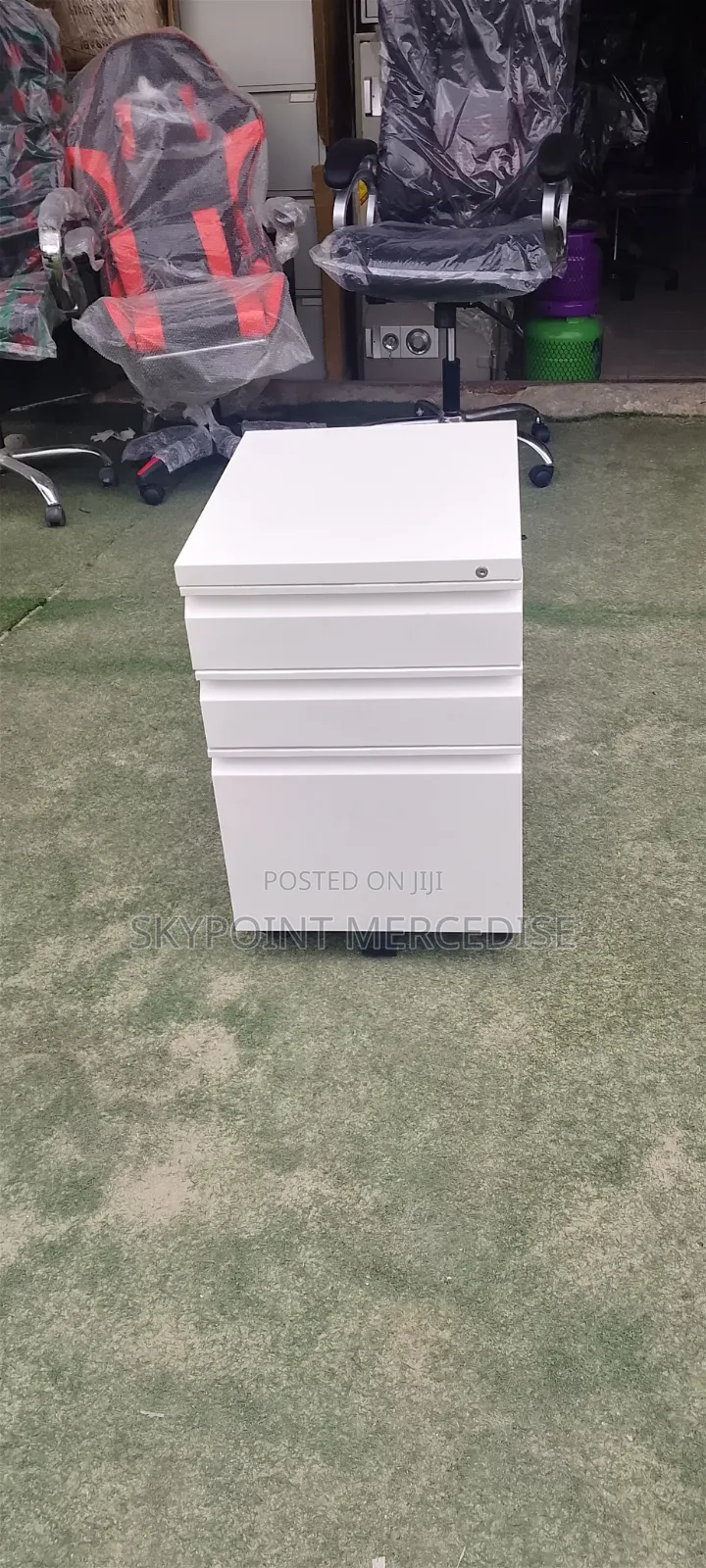 A Mobile Metal Drawer