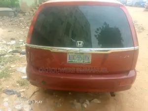 Honda Stream 2.0 2001 Red