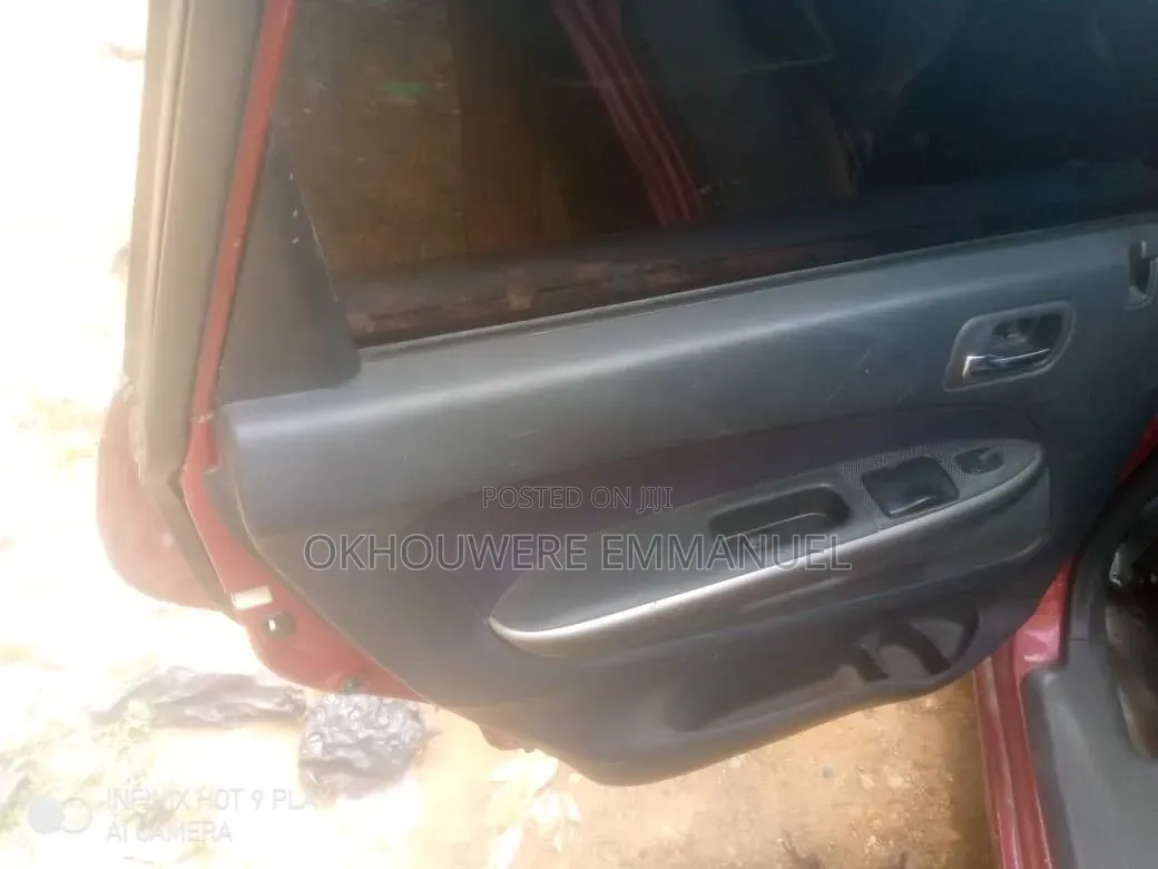 Honda Stream 2.0 2001 Red