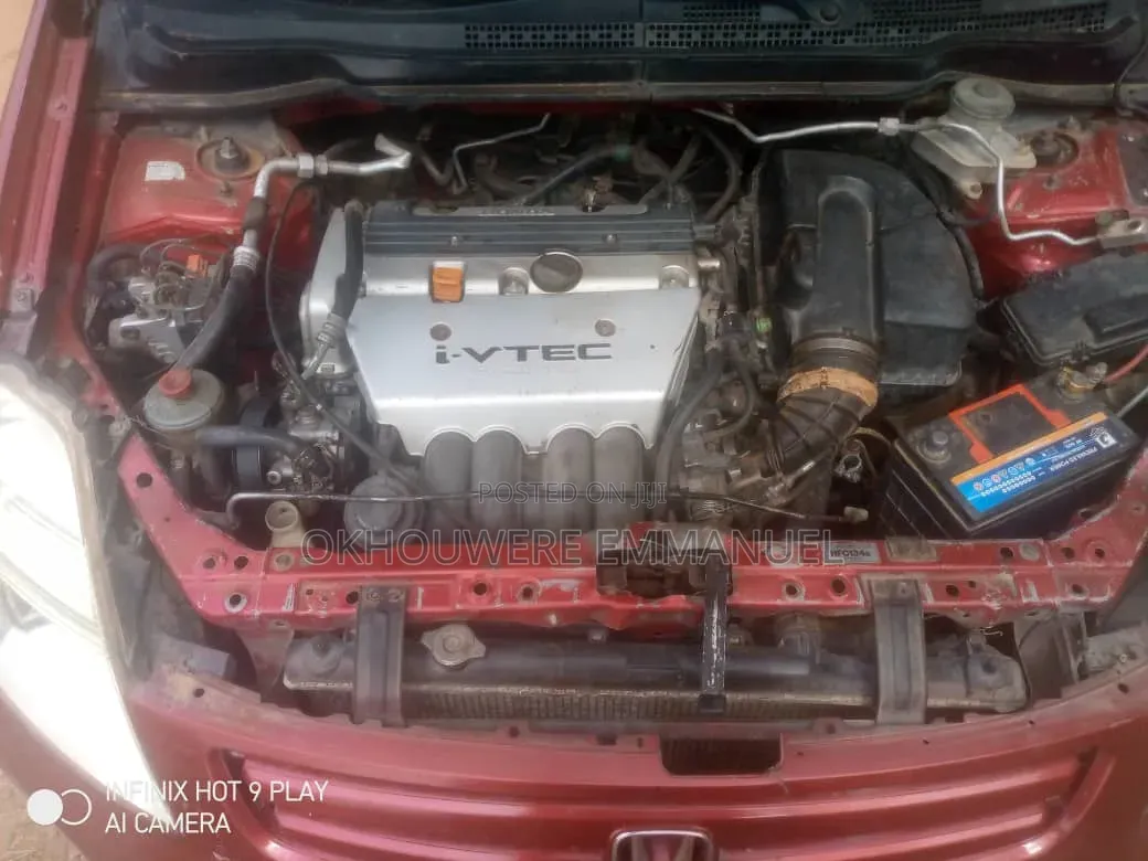 Honda Stream 2.0 2001 Red
