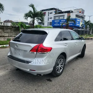 Toyota Venza 2012 Silver