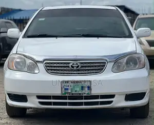 Toyota Corolla 2004 White