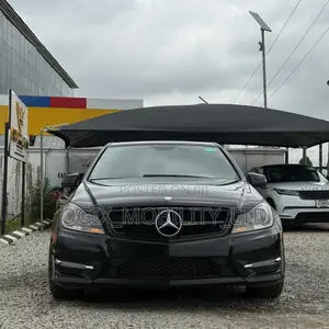 Mercedes-Benz C300 2013 Black