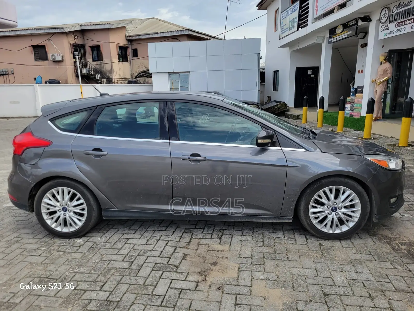 Ford Focus 2015 Gray