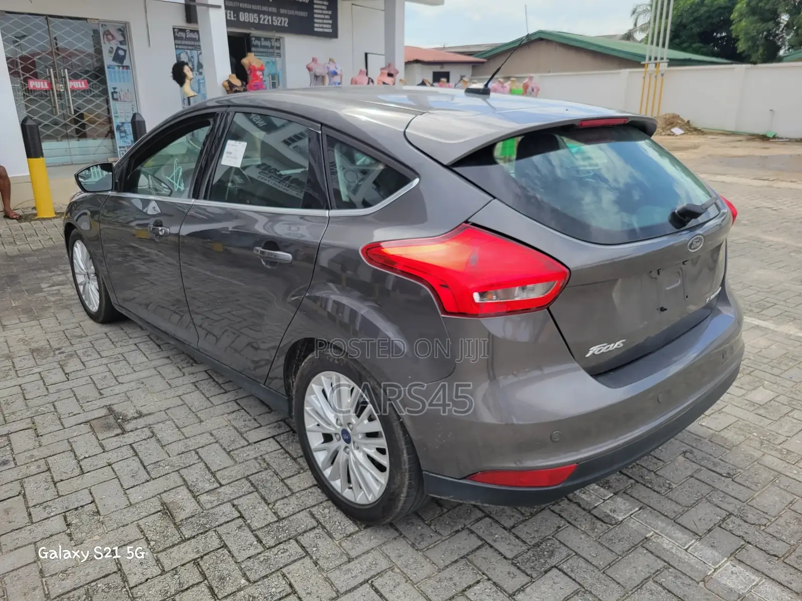 Ford Focus 2015 Gray
