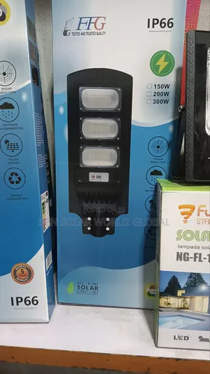FFG Ip6 3eyes Solar Street Light