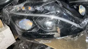 Head Light C 300 205