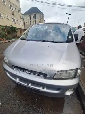 Hyundai H1 1999 Silver
