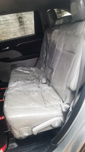 Toyota Highlander 2019 Gray