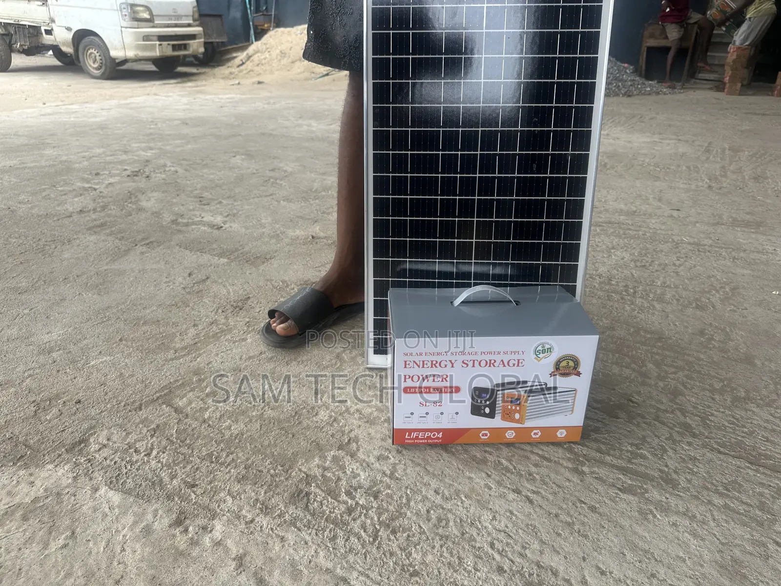 300w Solar Generator With 70w Panel