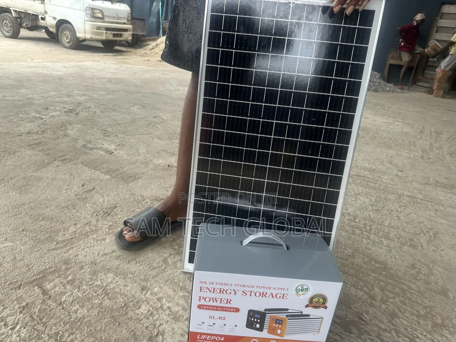 300w Solar Generator With 70w Panel