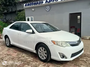 Toyota Camry L 4dr Sedan (2.5L 4cyl 6A) 2013 White