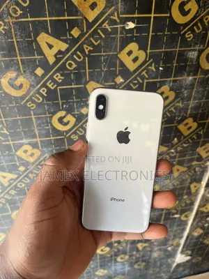 Apple iPhone X 256 GB White