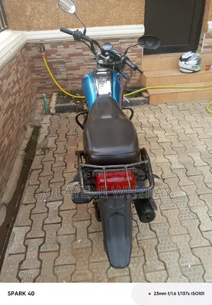 Yamaha Crux 2017 Blue
