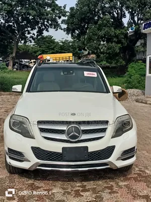 Mercedes-Benz GLK-Class Base GLK 350 4dr 4x2 (3.5L 6cyl 7A) 2015 White