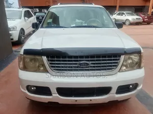 Ford Explorer 2006 White