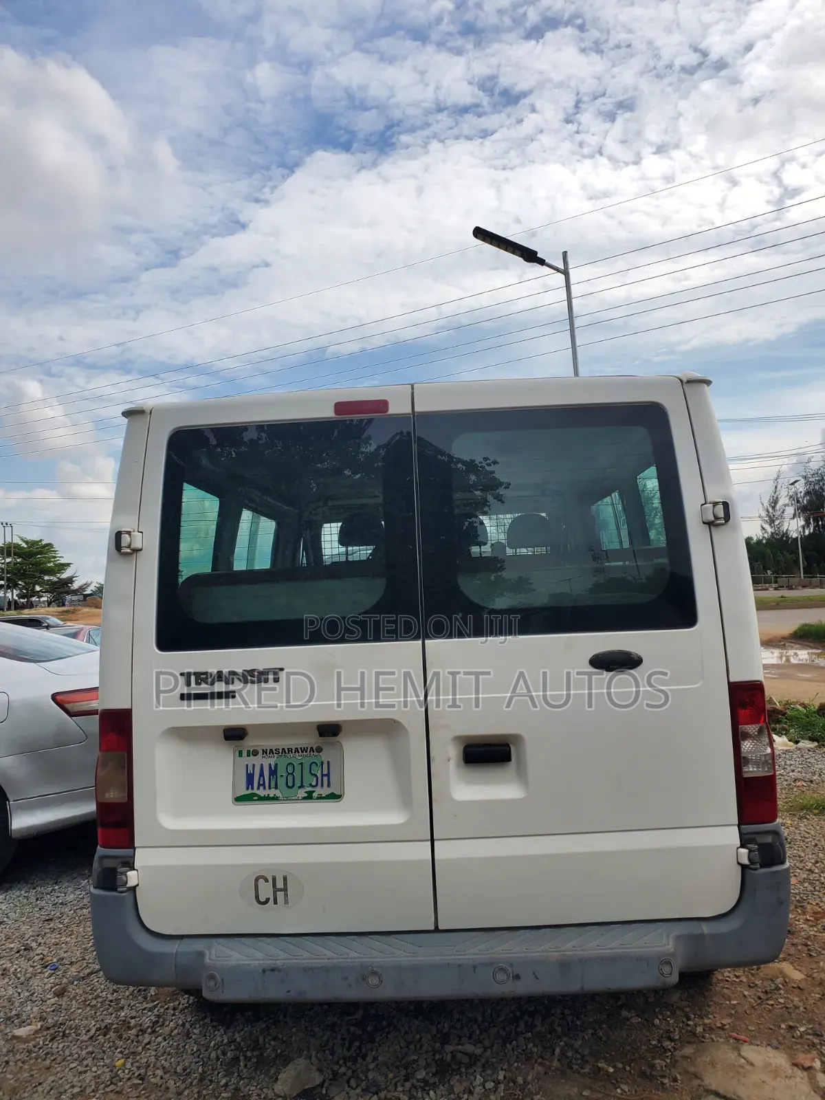 Ford Transit 2000 White
