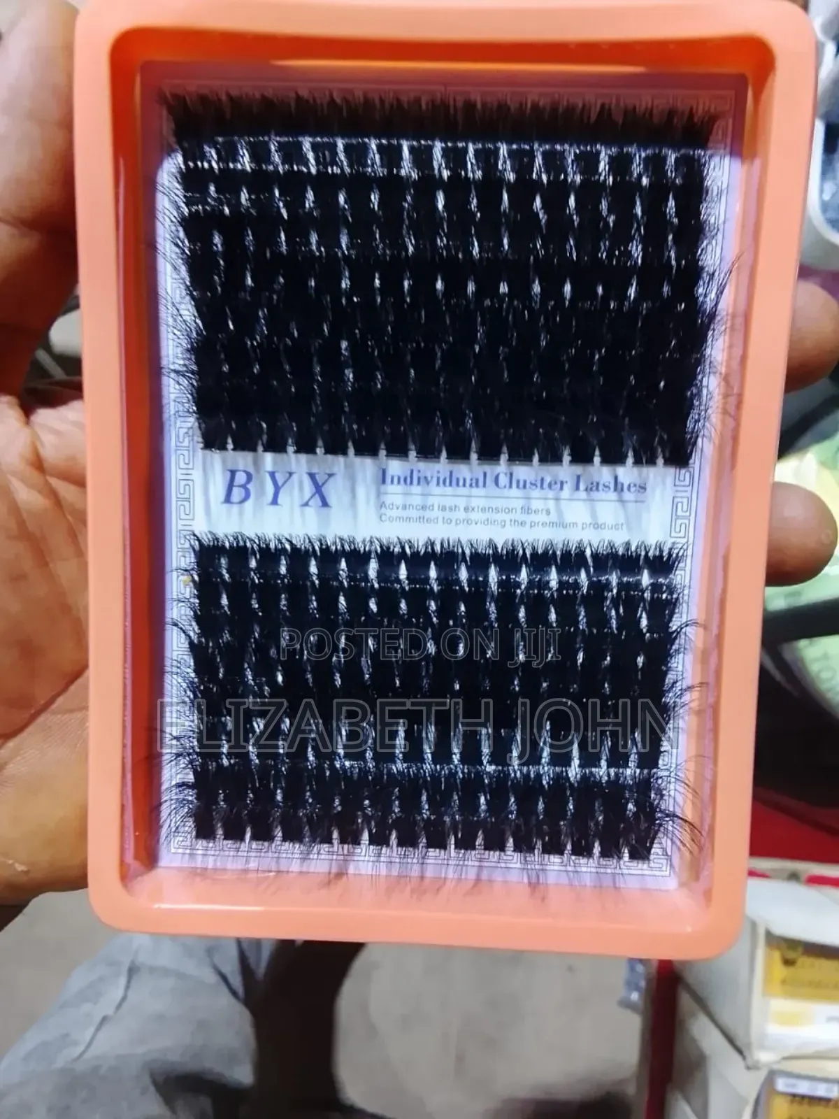 Cluster Lashes