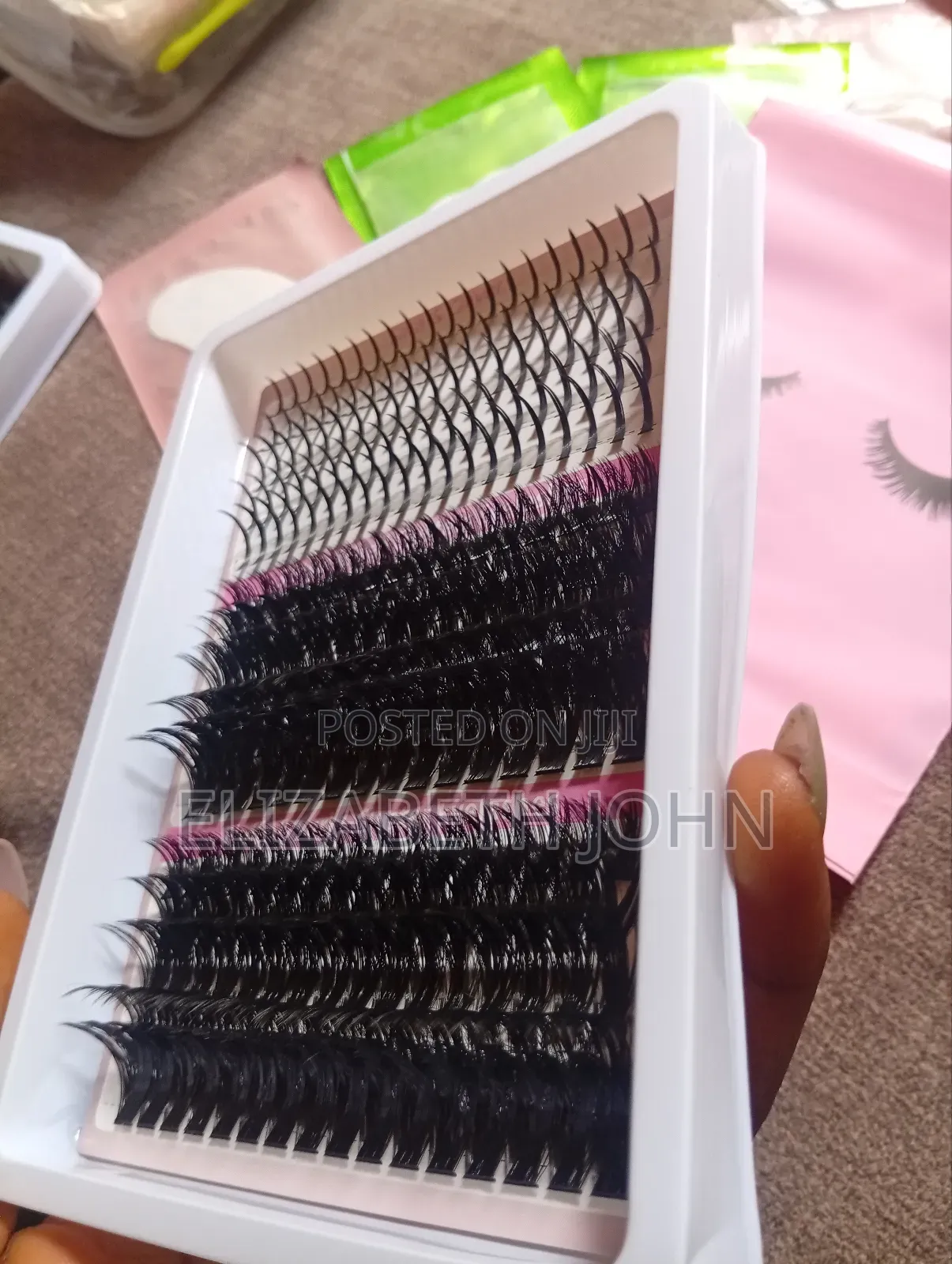 Cluster Lashes