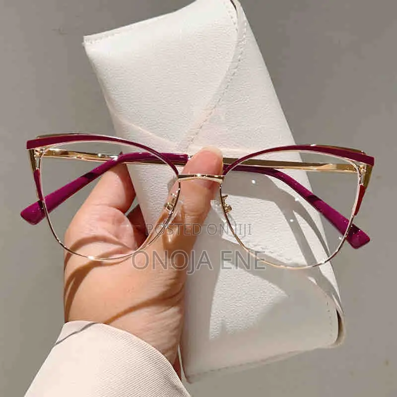 Cat-Eye Glasses Feature a Gold Alloy Metal Frame