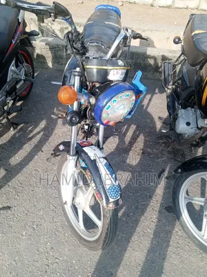 TVS HLX Plus ES 2024 Black