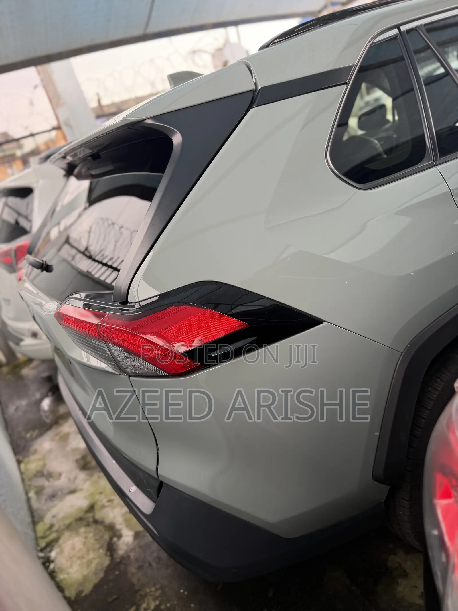 Toyota RAV4 XLE 2021 Green