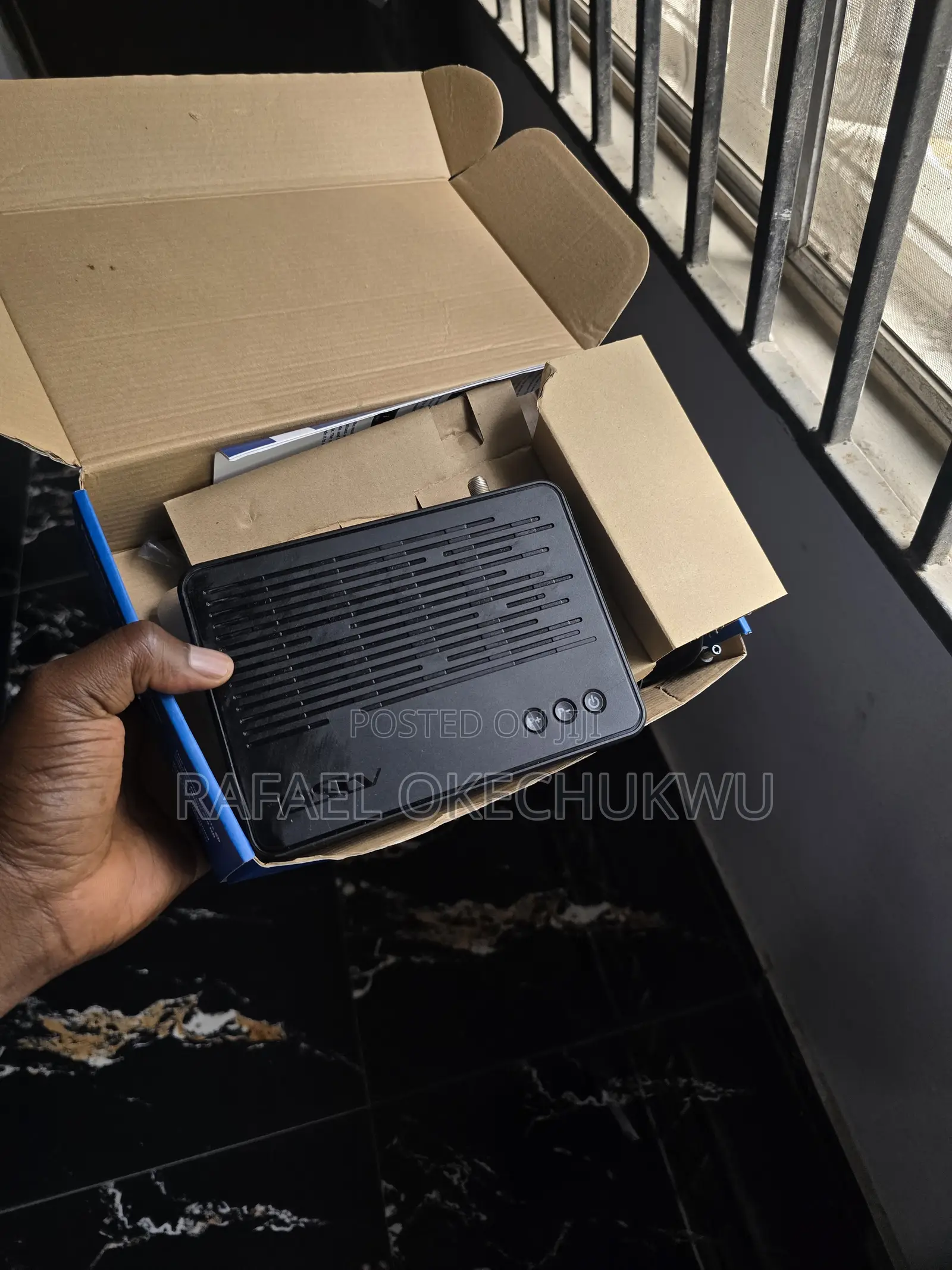 DSTV Decoder