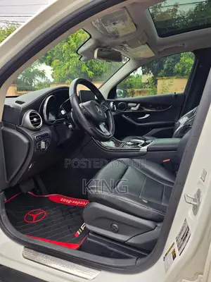 Mercedes-Benz GLC-Class 2017 White