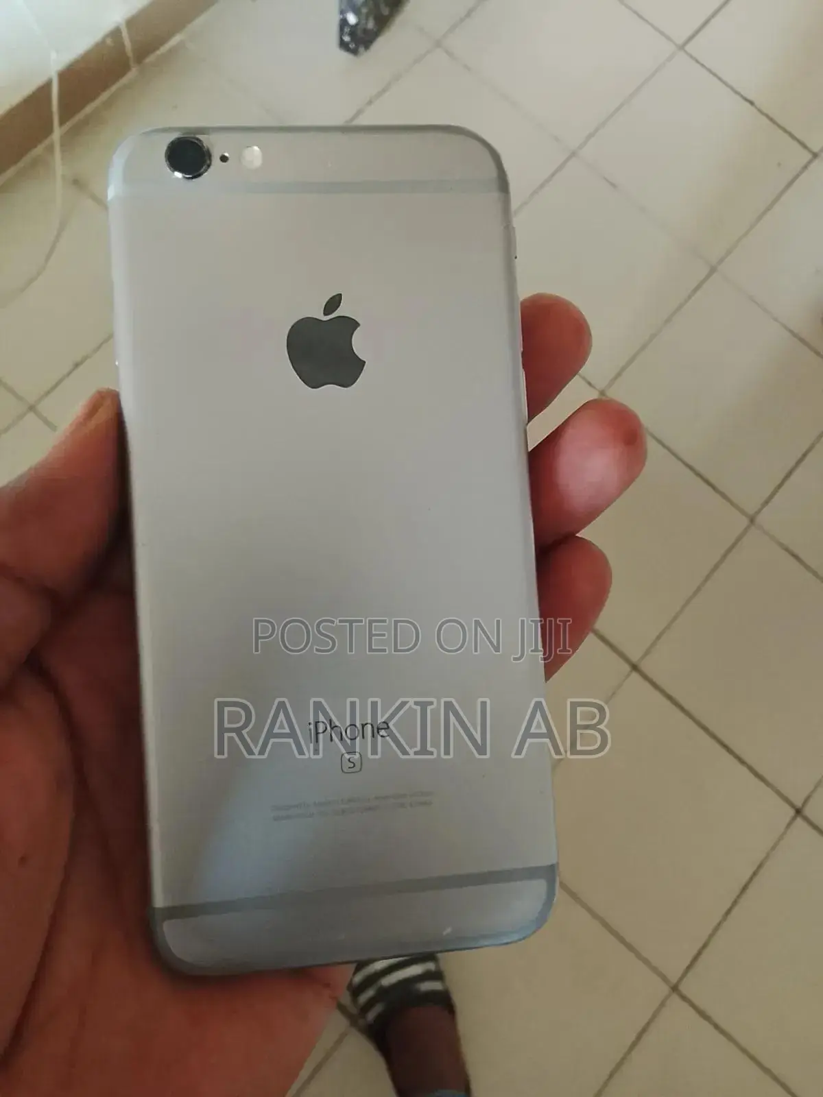 Apple iPhone 6s 64 GB Gray