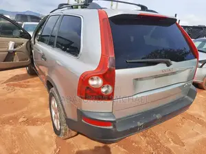 Volvo XC90 2005 Gray