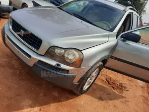 Volvo XC90 2005 Gray