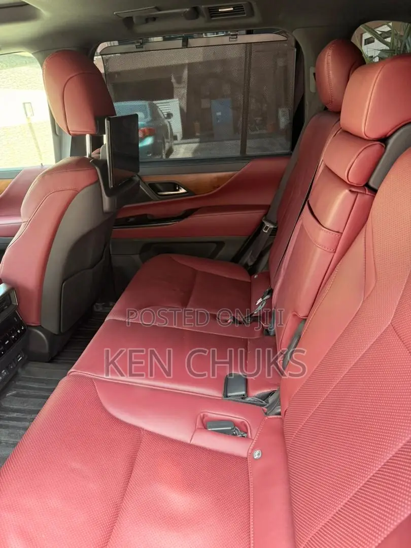 Lexus LX 2024
