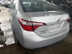 Toyota Corolla LE 4dr Sedan (1.8L 4cyl CVT) 2016 Silver