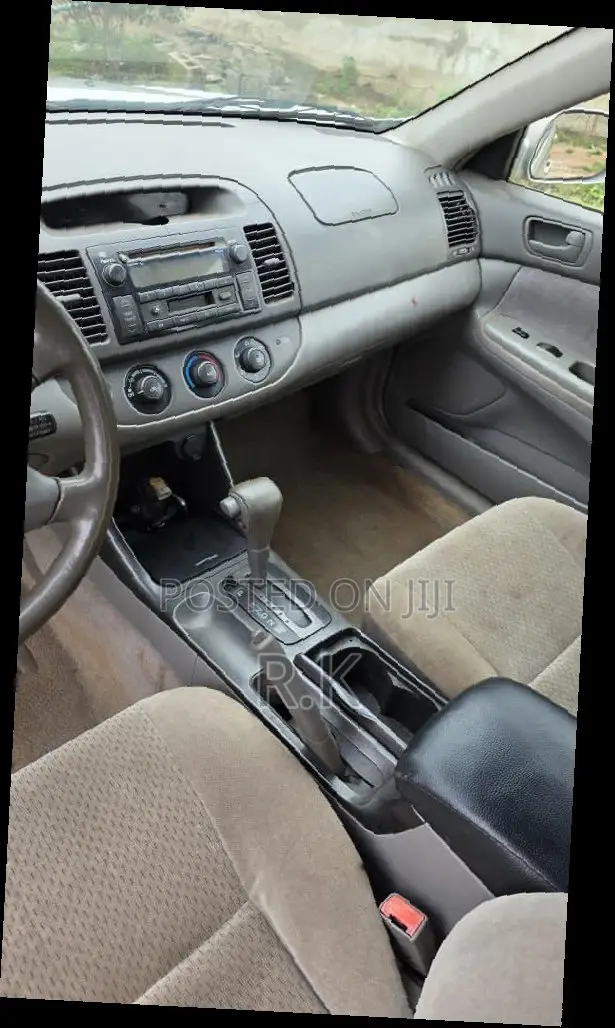 Toyota Camry 2003 Silver